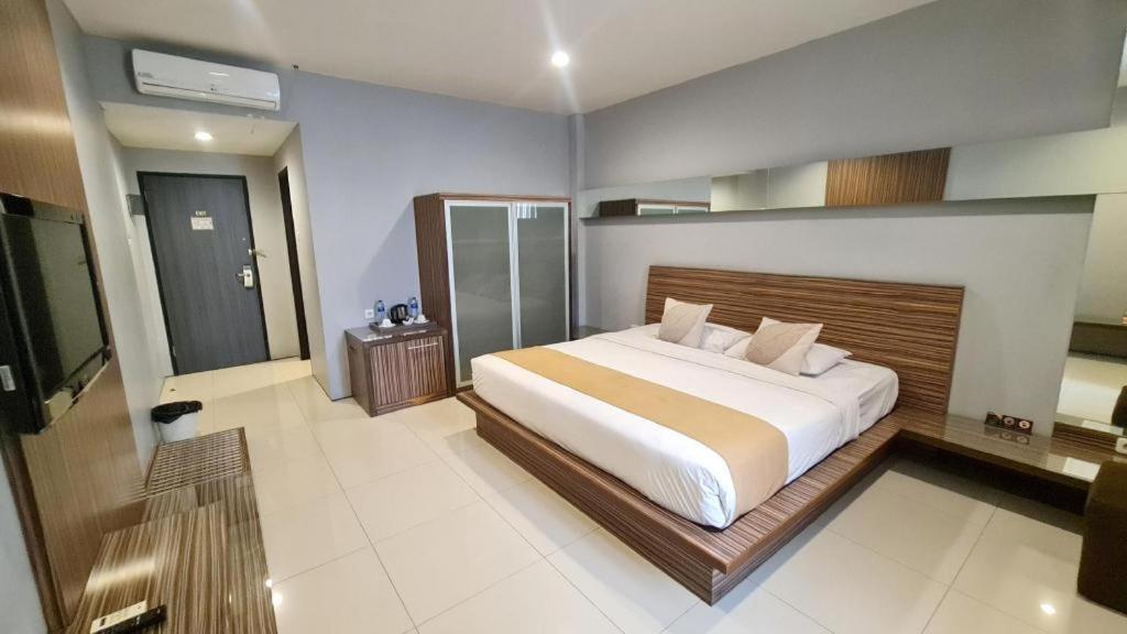 Hotel Cemerlang Bandung Exterior foto